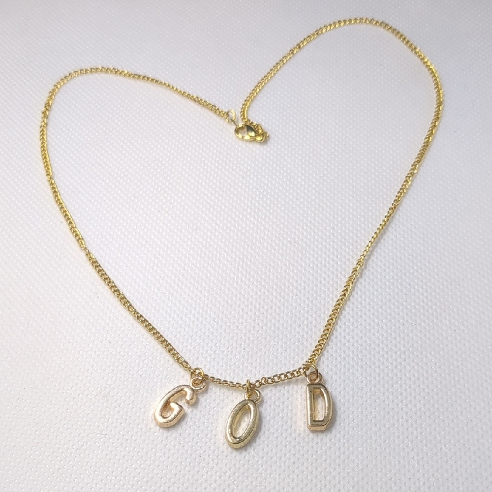 Gold Letter Pendant Necklace
